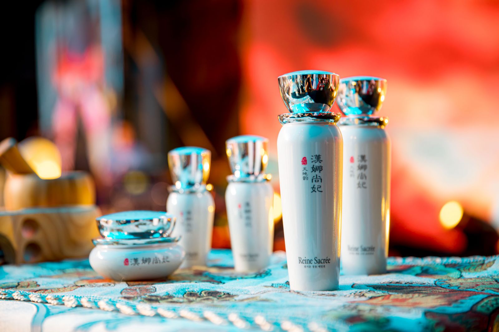 新生活_新生活集團_新生活化妝品_漢娜尚妃_天地韻_晶容