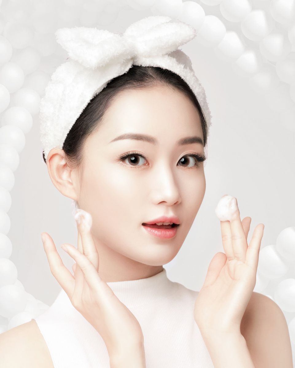 新生活_新生活集團_新生活化妝品_珂露曼_經(jīng)典保濕